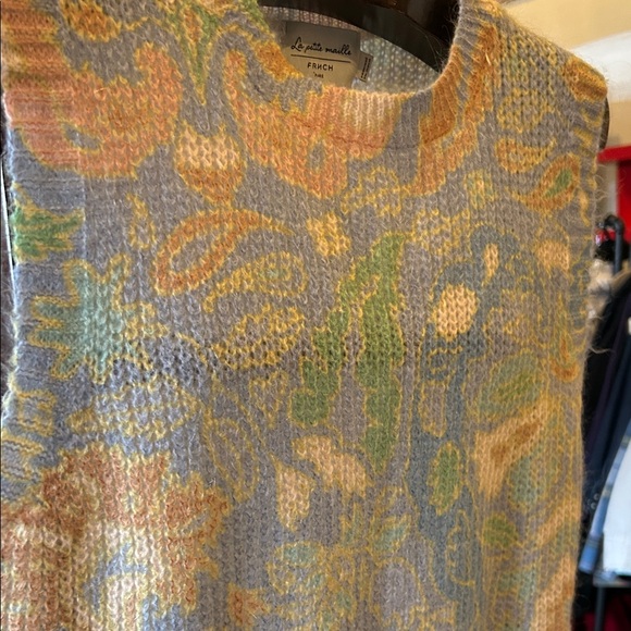 FRNCH Paris Women's Floral Mohair Vest Blouse - Picture 4 of 8